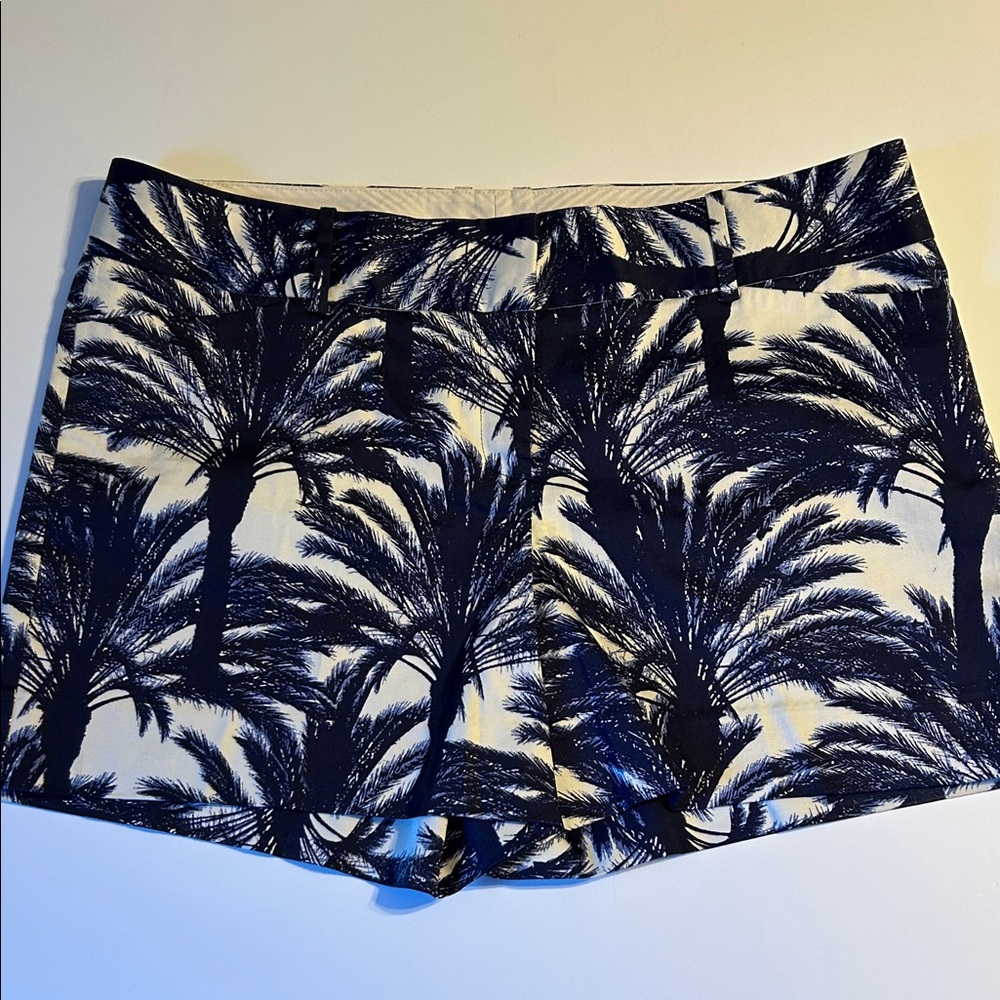 The‎ Limited Navy Palm Print Women's Shorts size 14 tailored vacation preppy